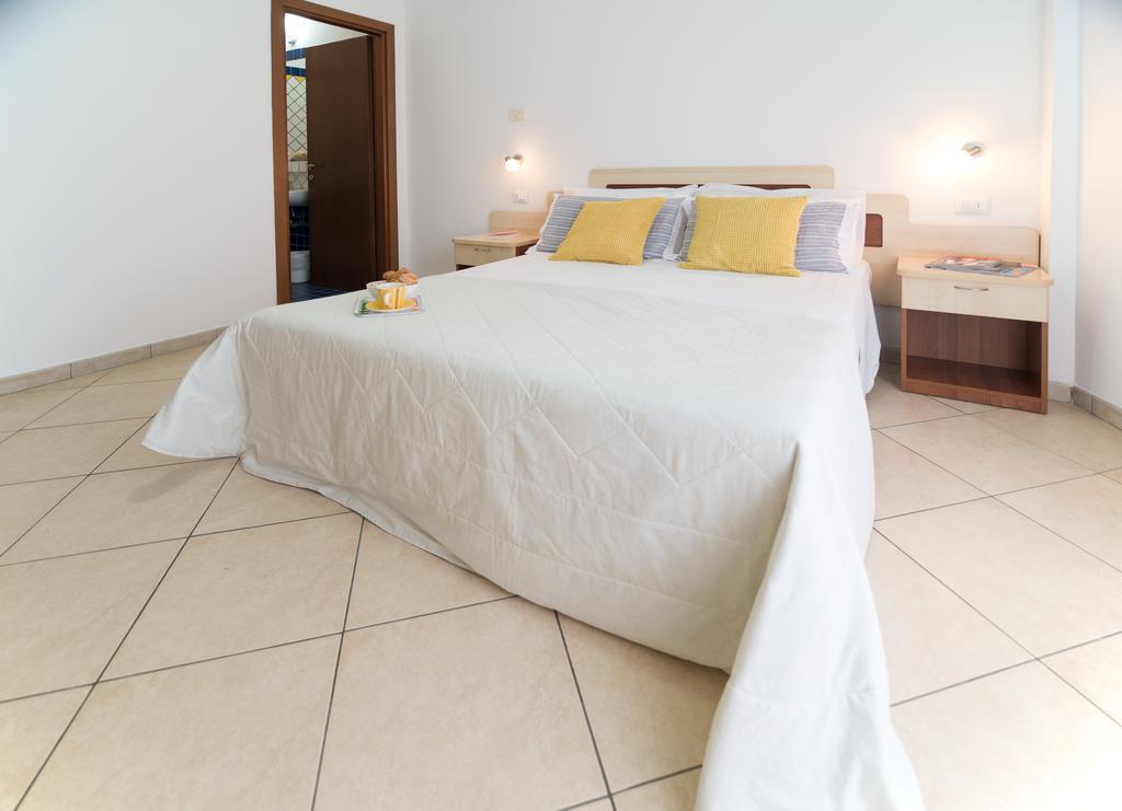 Residence Mediterraneo リミニ 部屋 写真
