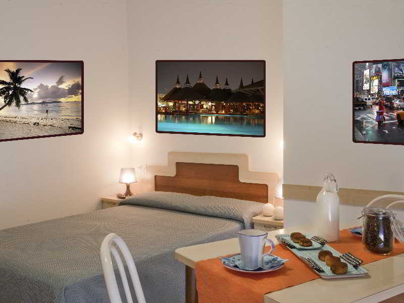 Residence Mediterraneo リミニ エクステリア 写真